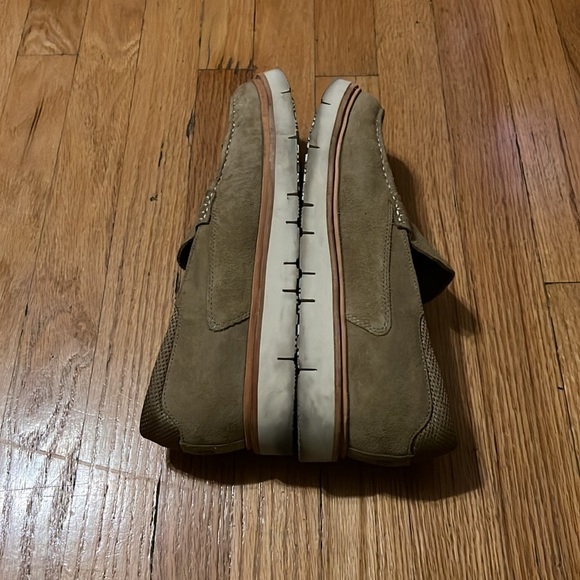 Tsubo size 9 men’s taupe loafers - Picture 4 of 10